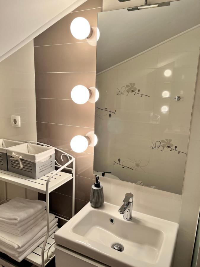 Sky - Beautiful Rooftop Apartment With Shared Pool Сплит Екстериор снимка