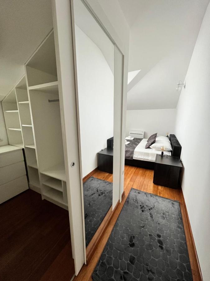 Sky - Beautiful Rooftop Apartment With Shared Pool Сплит Екстериор снимка