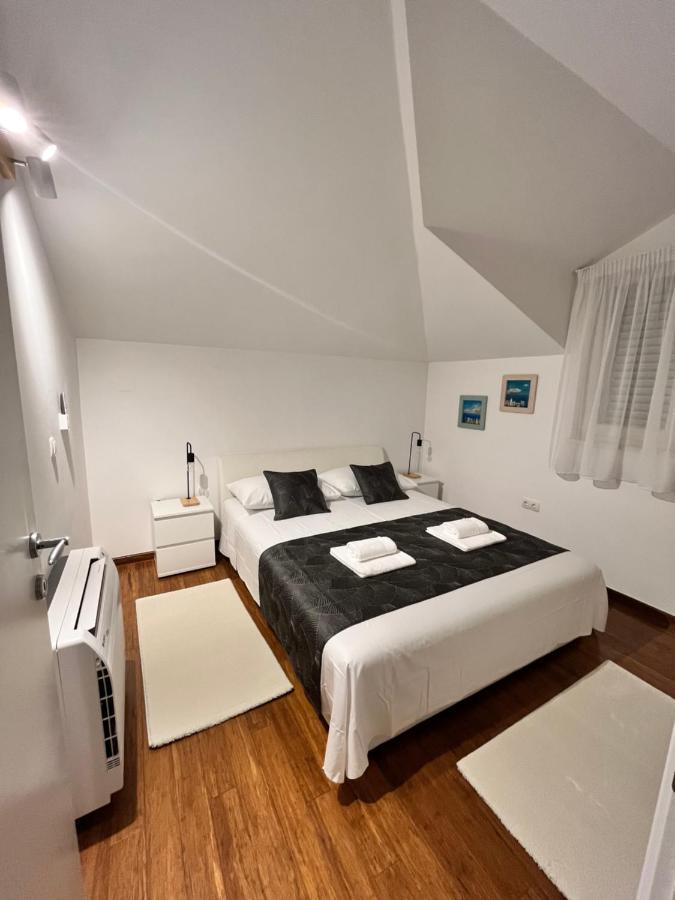 Sky - Beautiful Rooftop Apartment With Shared Pool Сплит Екстериор снимка